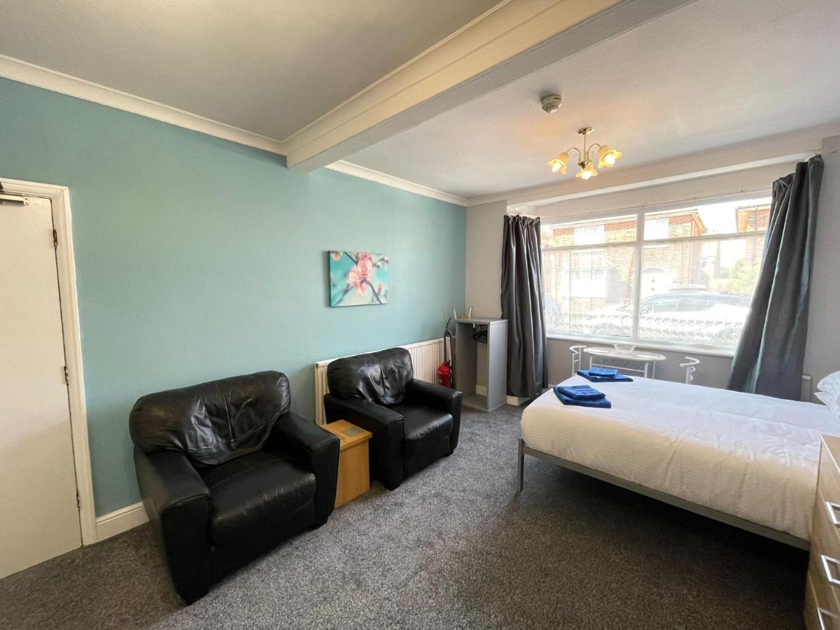 Large Ground Floor Studio Holiday Apartment Skegness - Flat 12 Ngoại thất bức ảnh